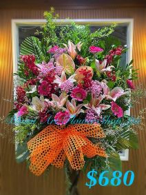 Mixed Flower Arrangement - A Standard CODE 21945